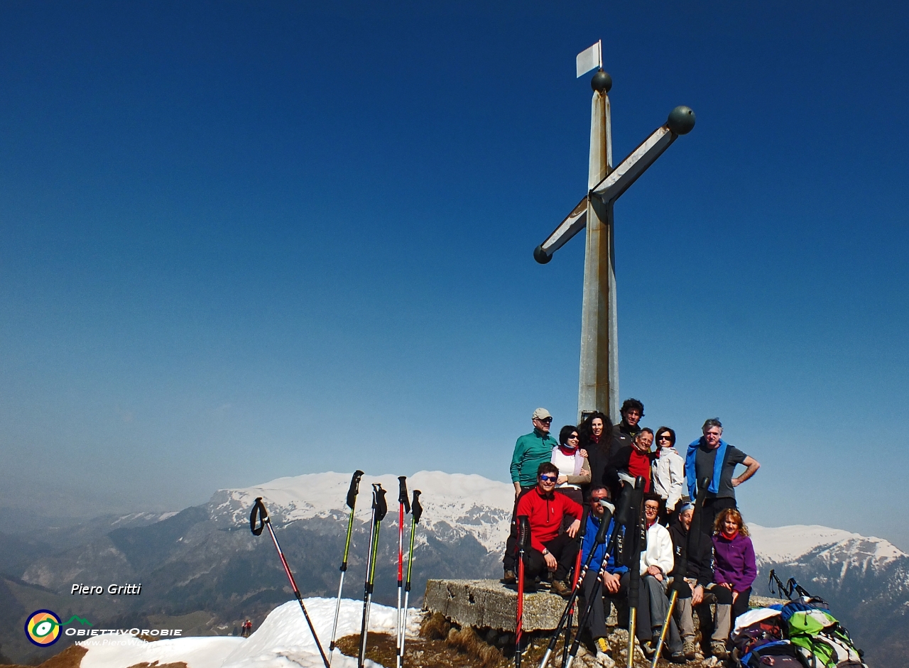 61 Punta Almana con Monte Guglielmo da sfondo.JPG